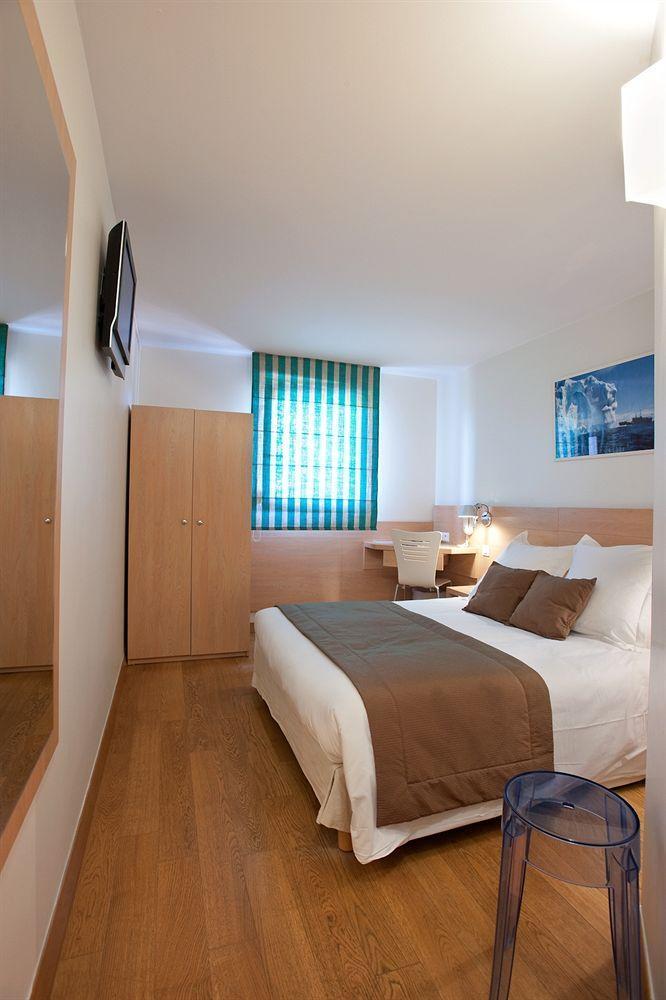 Residence Hoteliere Alcyon Порто-Векио Екстериор снимка