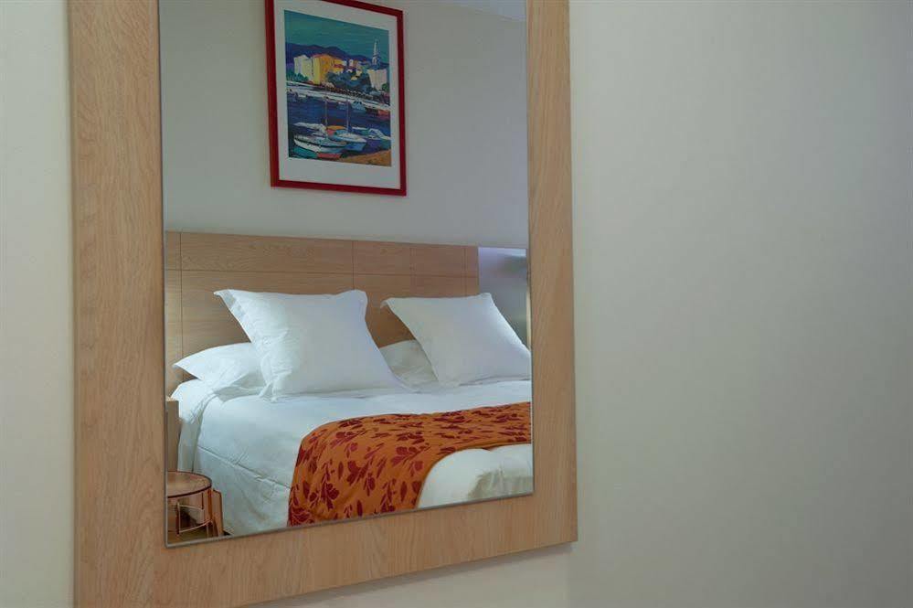 Residence Hoteliere Alcyon Порто-Векио Екстериор снимка
